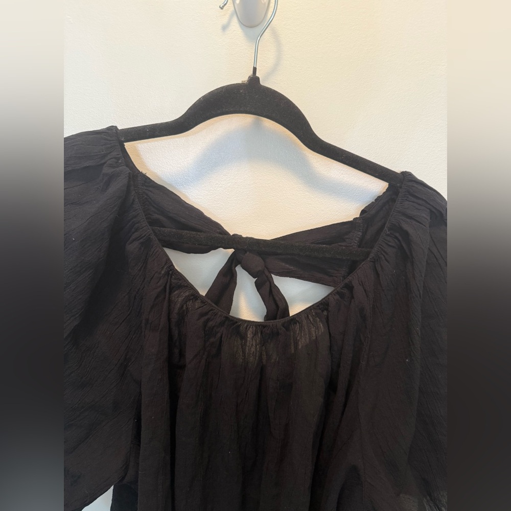 Old Navy Cotton Black Top With Open Back With a Tie - Size XL - Picture 2 of 10